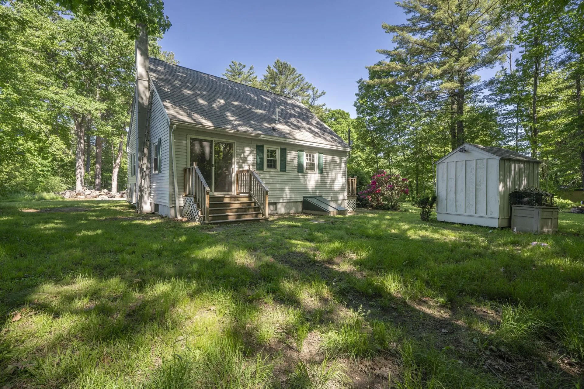 38 Duffy Street Franklin NH 03235