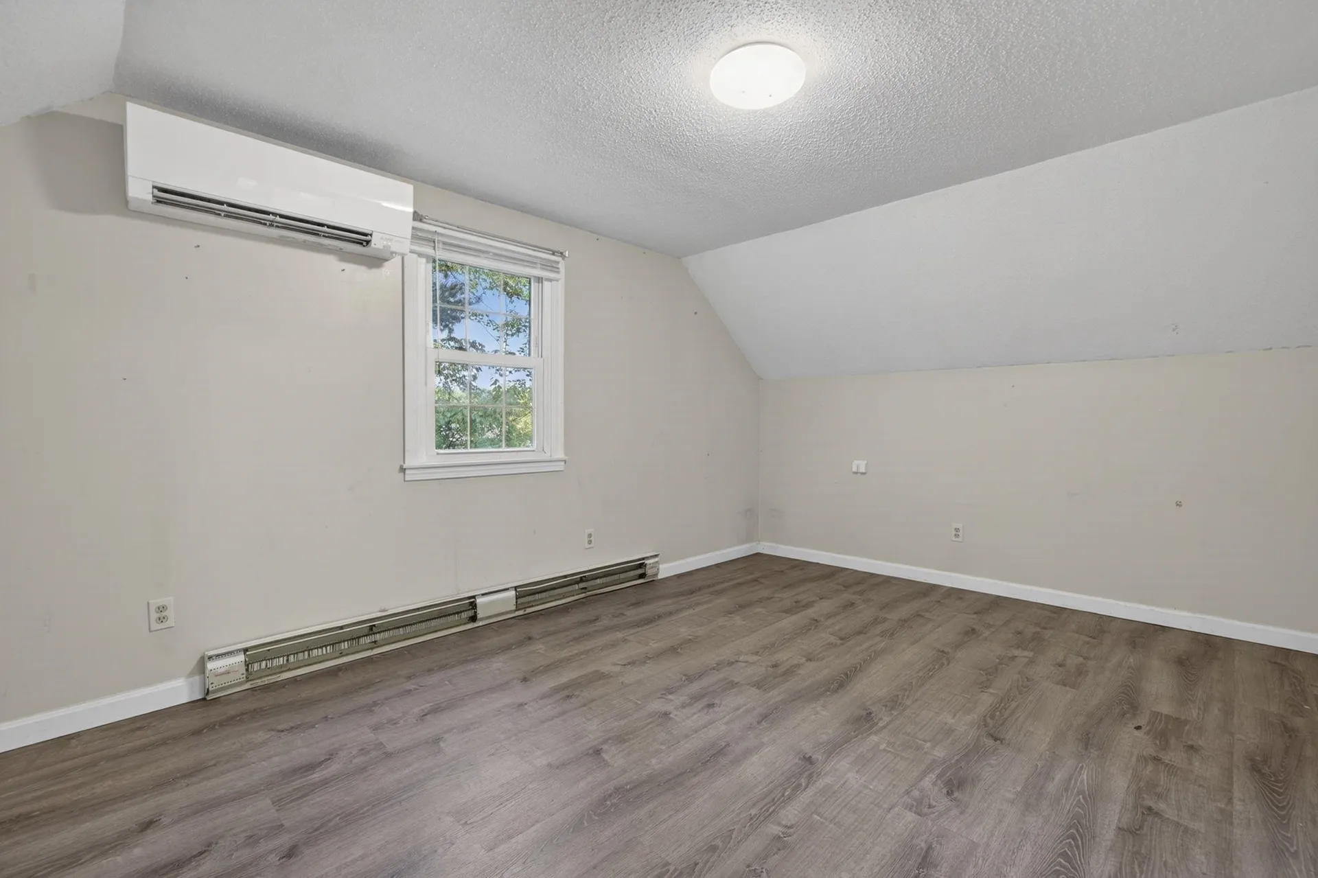 38 Duffy Street Franklin NH 03235