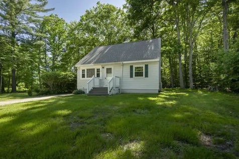 38 Duffy Street Franklin NH 03235