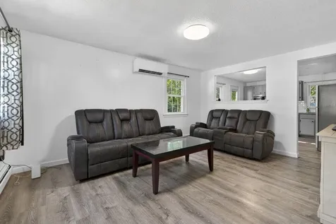 38 Duffy Street Franklin NH 03235