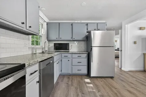 38 Duffy Street Franklin NH 03235