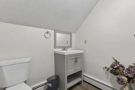 38 Duffy Street Franklin NH 03235