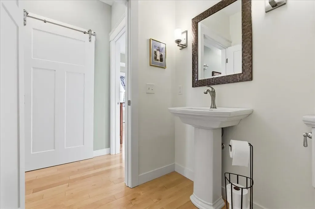 405 Harriet Drive Georgia VT 05478