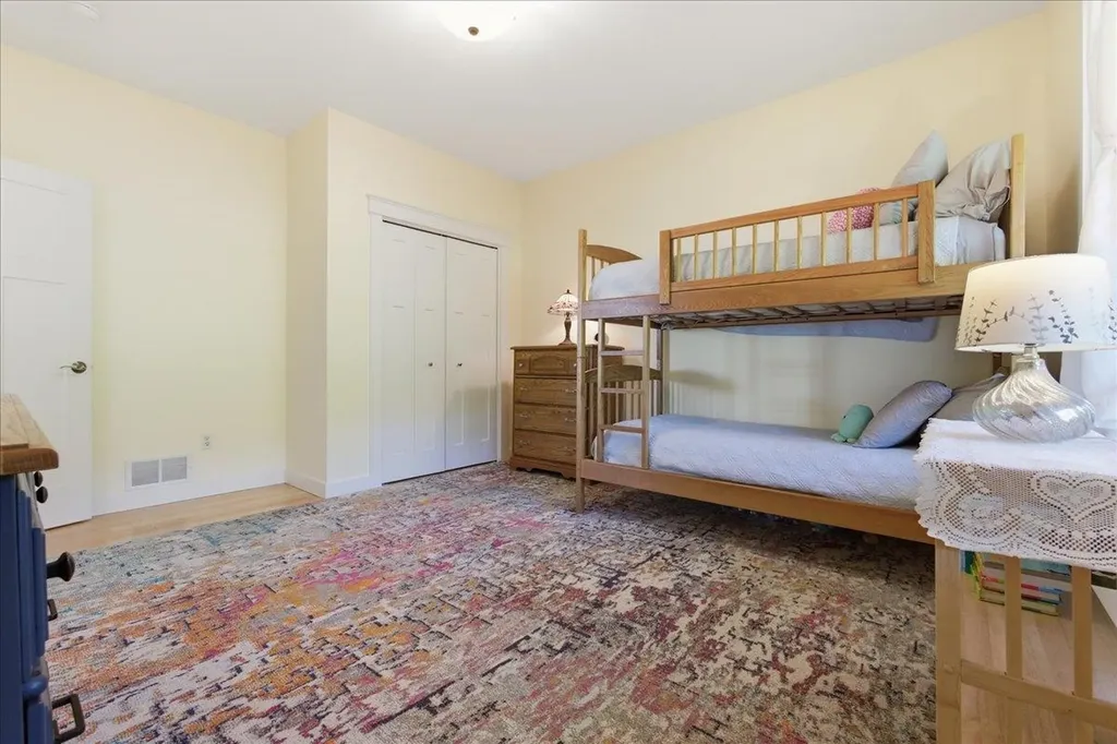 405 Harriet Drive Georgia VT 05478