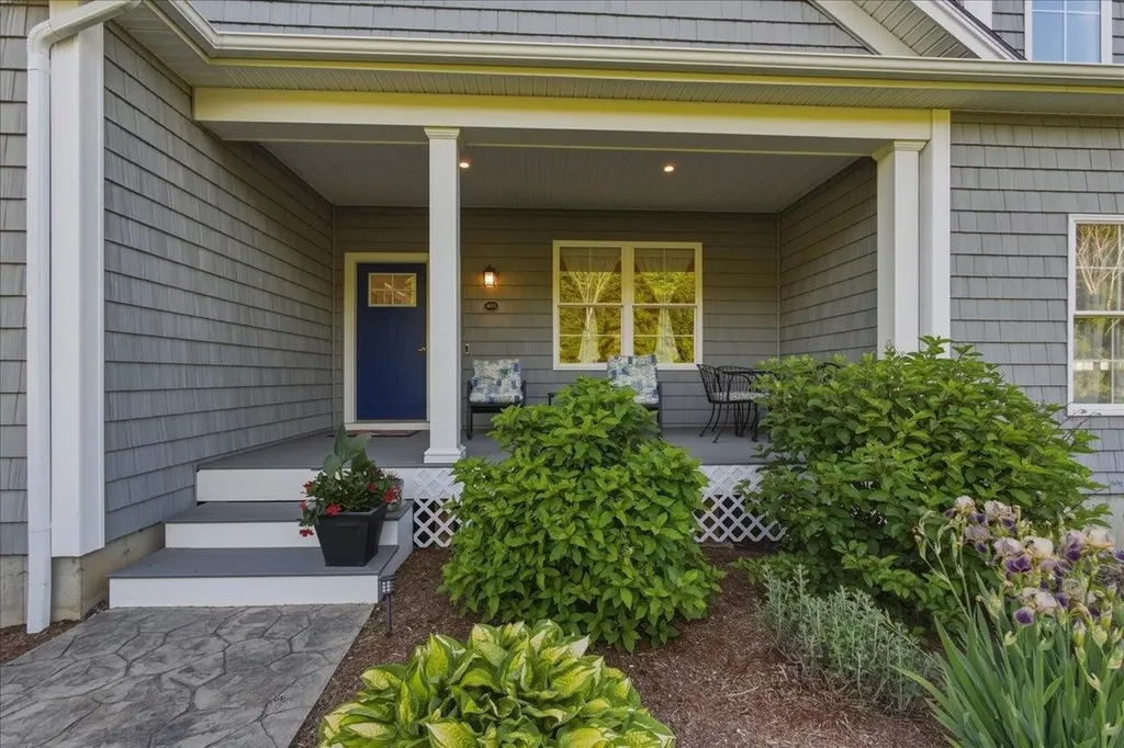 405 Harriet Drive Georgia VT 05478