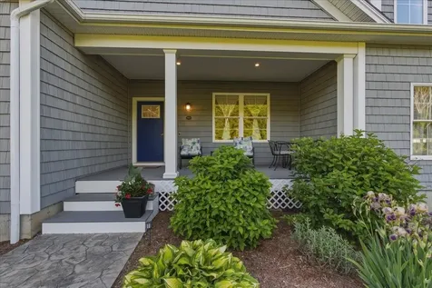 405 Harriet Drive Georgia VT 05478