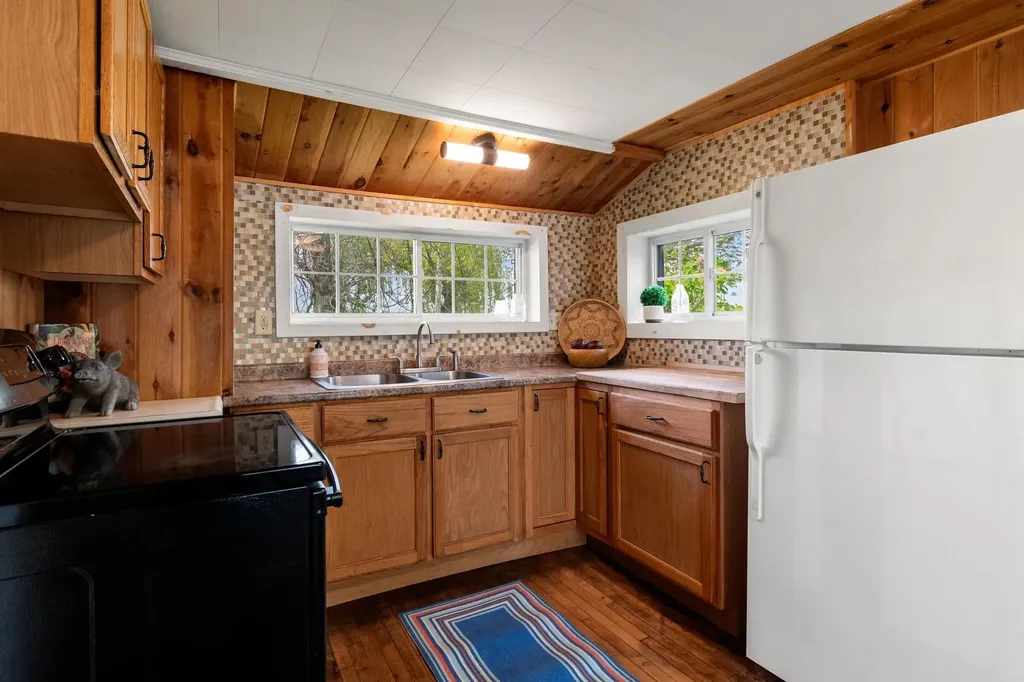 6 Campbell Bay Road Swanton VT 05488