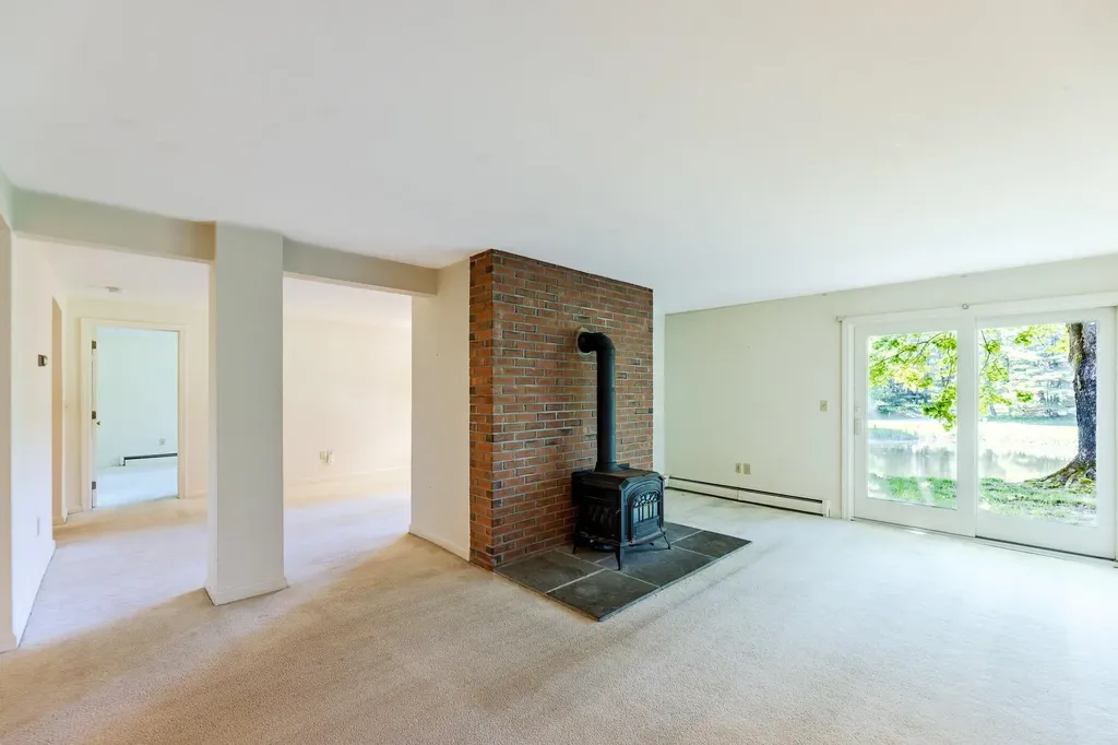 48 Berrill Farms Lane Hanover NH 03755