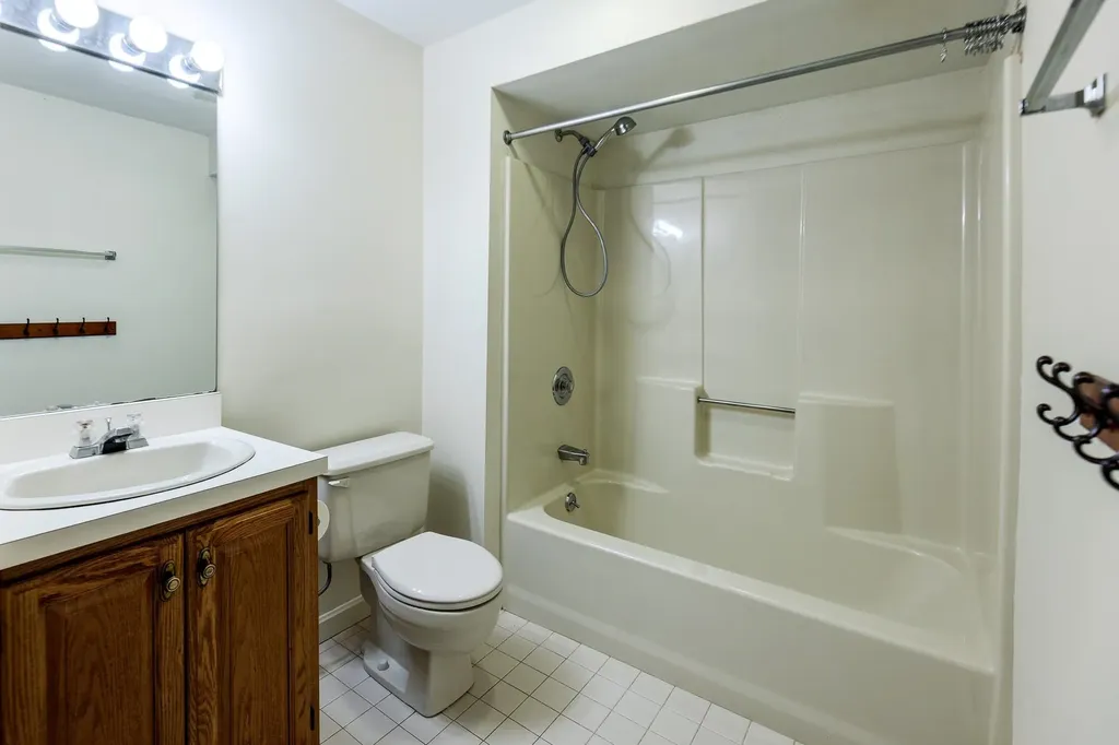 48 Berrill Farms Lane Hanover NH 03755