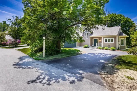 48 Berrill Farms Lane Hanover NH 03755
