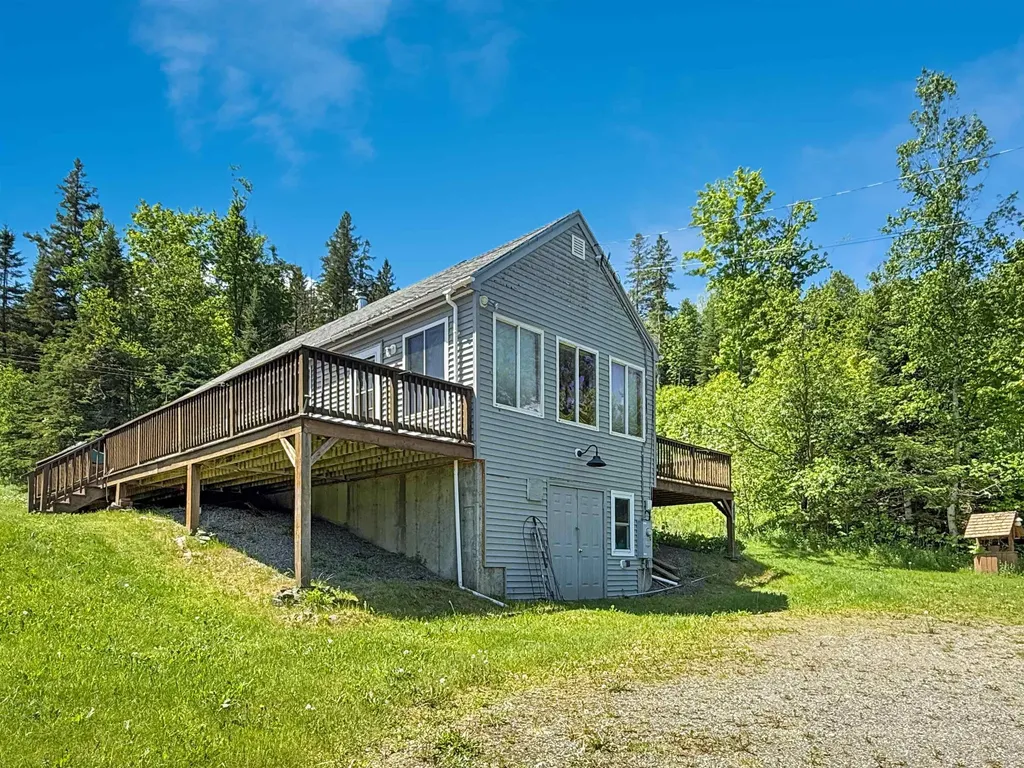1126 Nh Route 26 Colebrook NH 03576