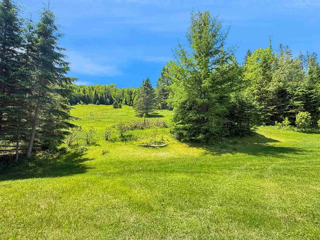 1126 Nh Route 26 Colebrook NH 03576