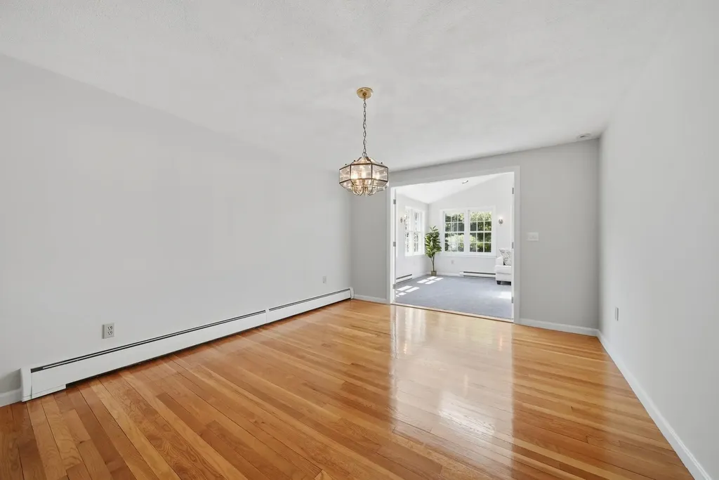 31 Normandy Drive Sudbury MA 01776