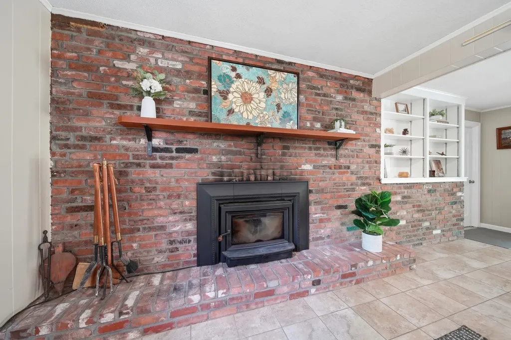 31 Normandy Drive Sudbury MA 01776