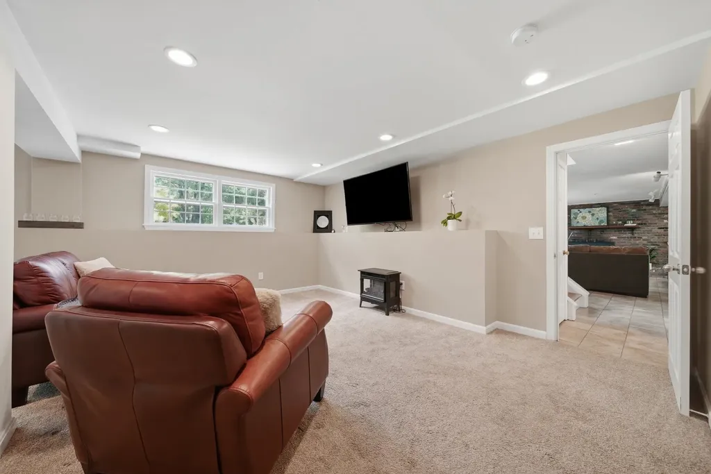 31 Normandy Drive Sudbury MA 01776