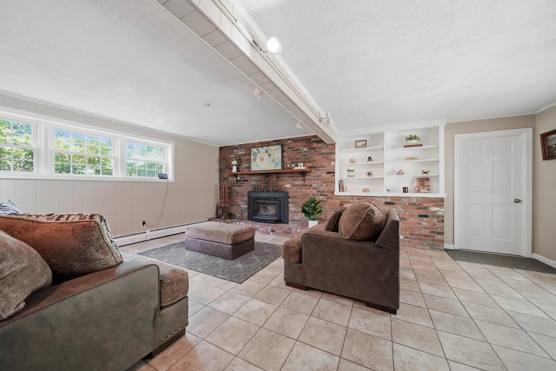 31 Normandy Drive Sudbury MA 01776