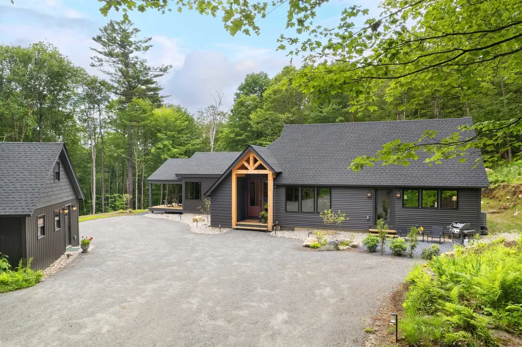 65 Lower Taylor Hill Road Winhall VT 05340