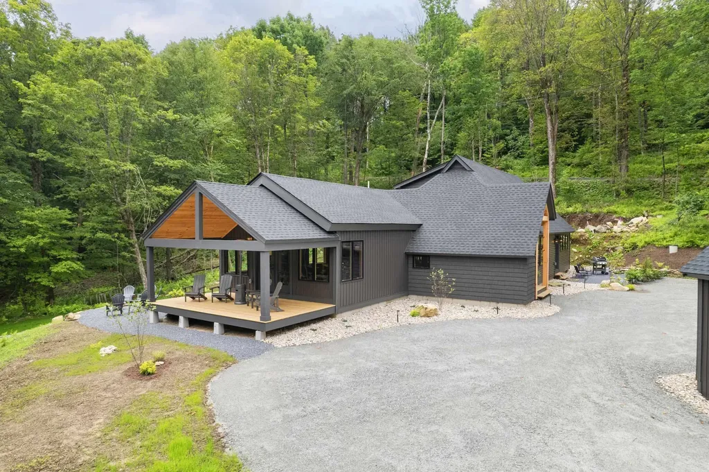 65 Lower Taylor Hill Road Winhall VT 05340