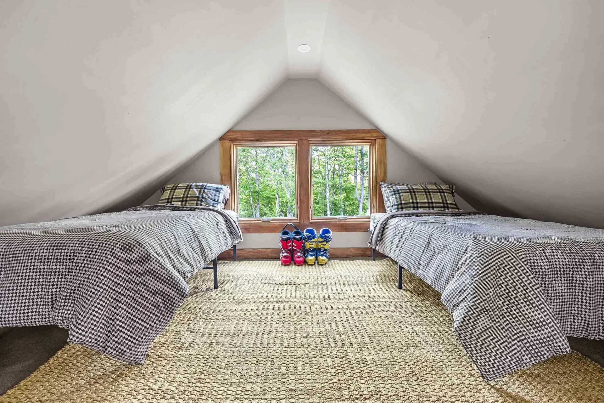65 Lower Taylor Hill Road Winhall VT 05340