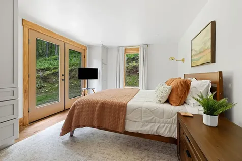 65 Lower Taylor Hill Road Winhall VT 05340