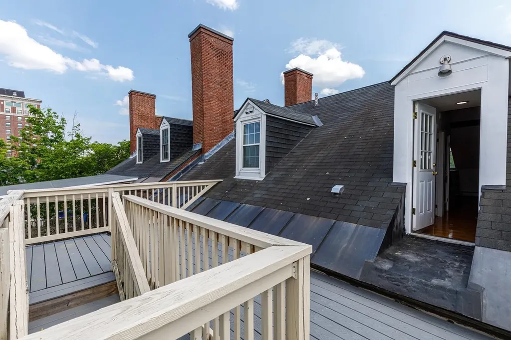 105 West Merrimack Street Manchester NH 03101