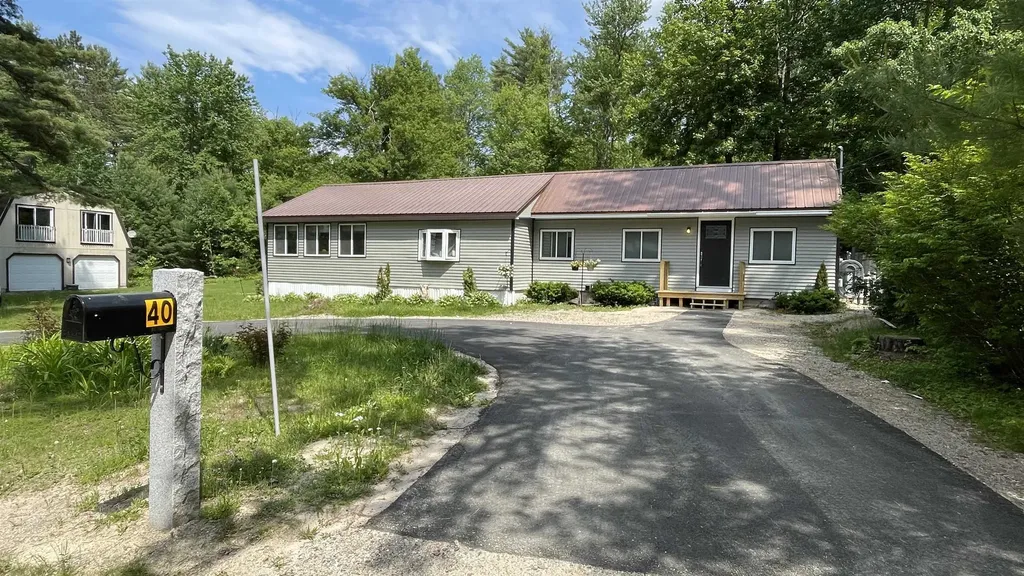 40 White Pond Road Ossipee NH 03864