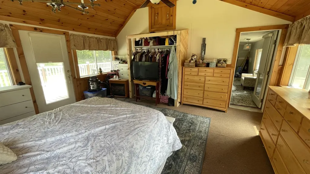 40 White Pond Road Ossipee NH 03864