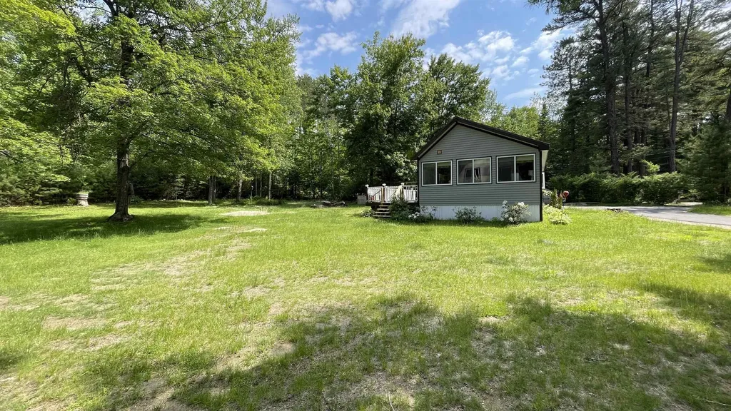 40 White Pond Road Ossipee NH 03864