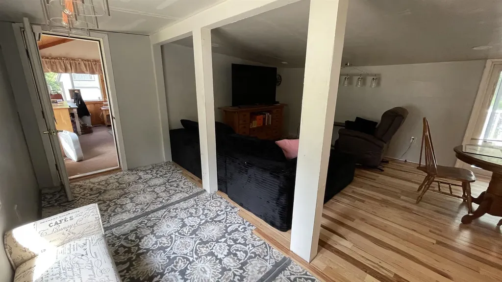 40 White Pond Road Ossipee NH 03864
