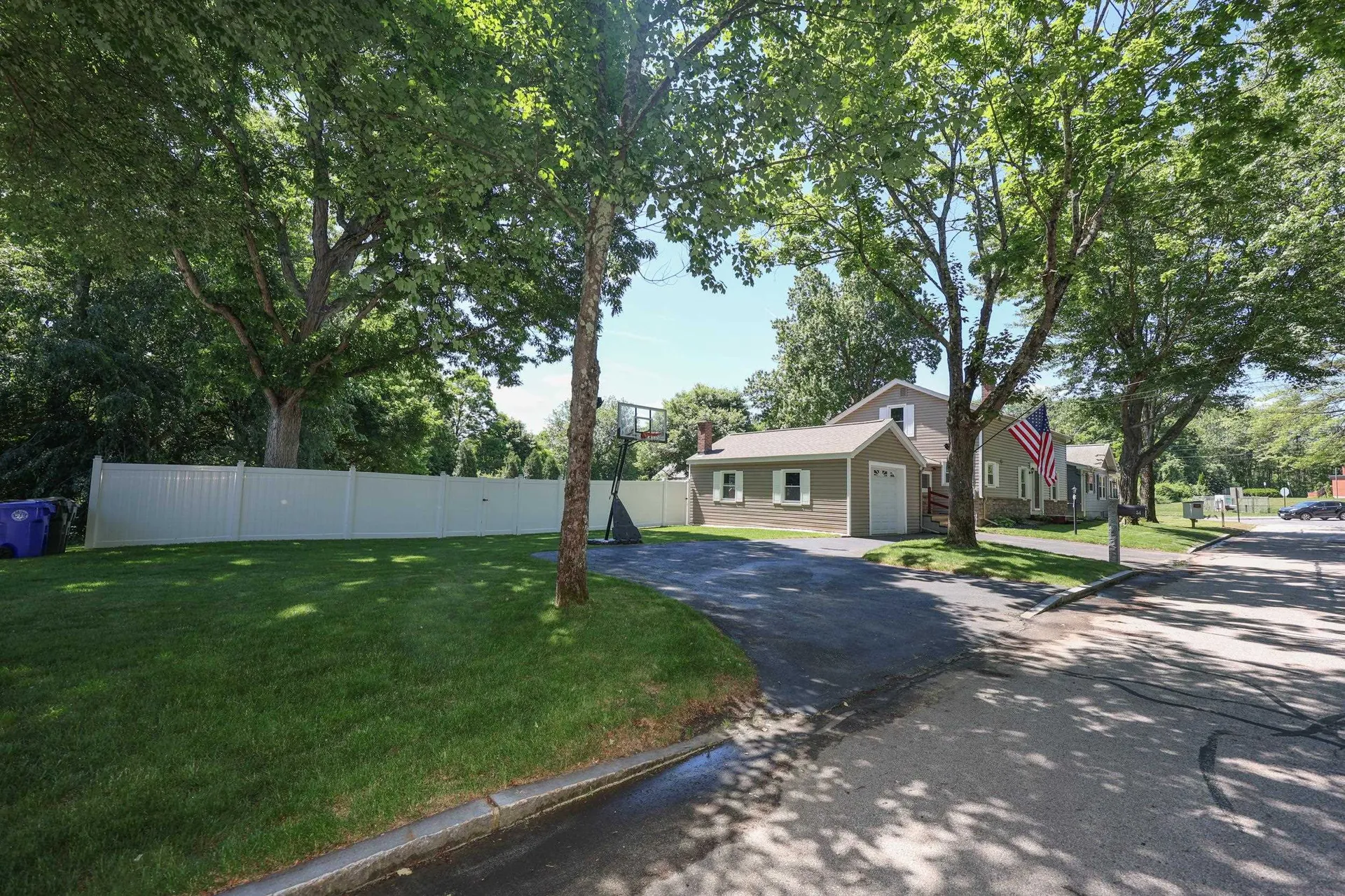 54 College Avenue Manchester NH 03102