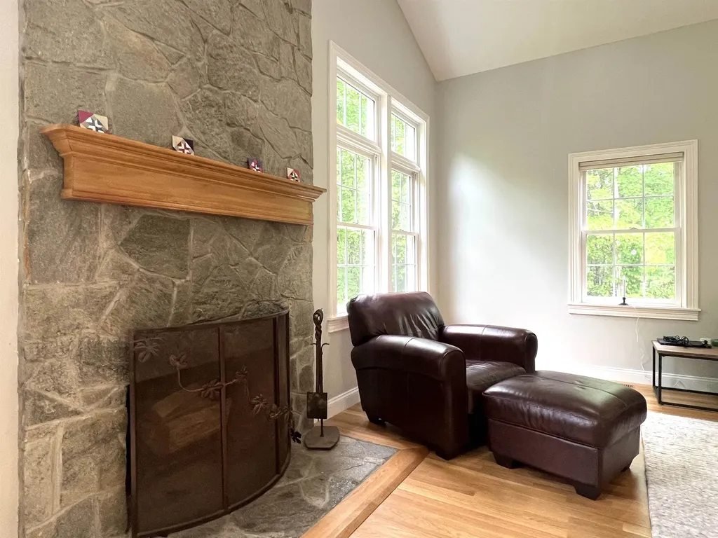 27 Ross Road Durham NH 03824