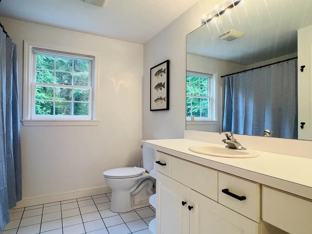 27 Ross Road Durham NH 03824