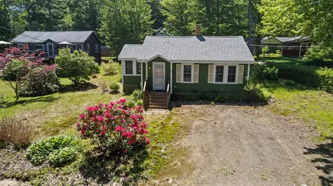 65 Lakeview Avenue Bristol NH 03222