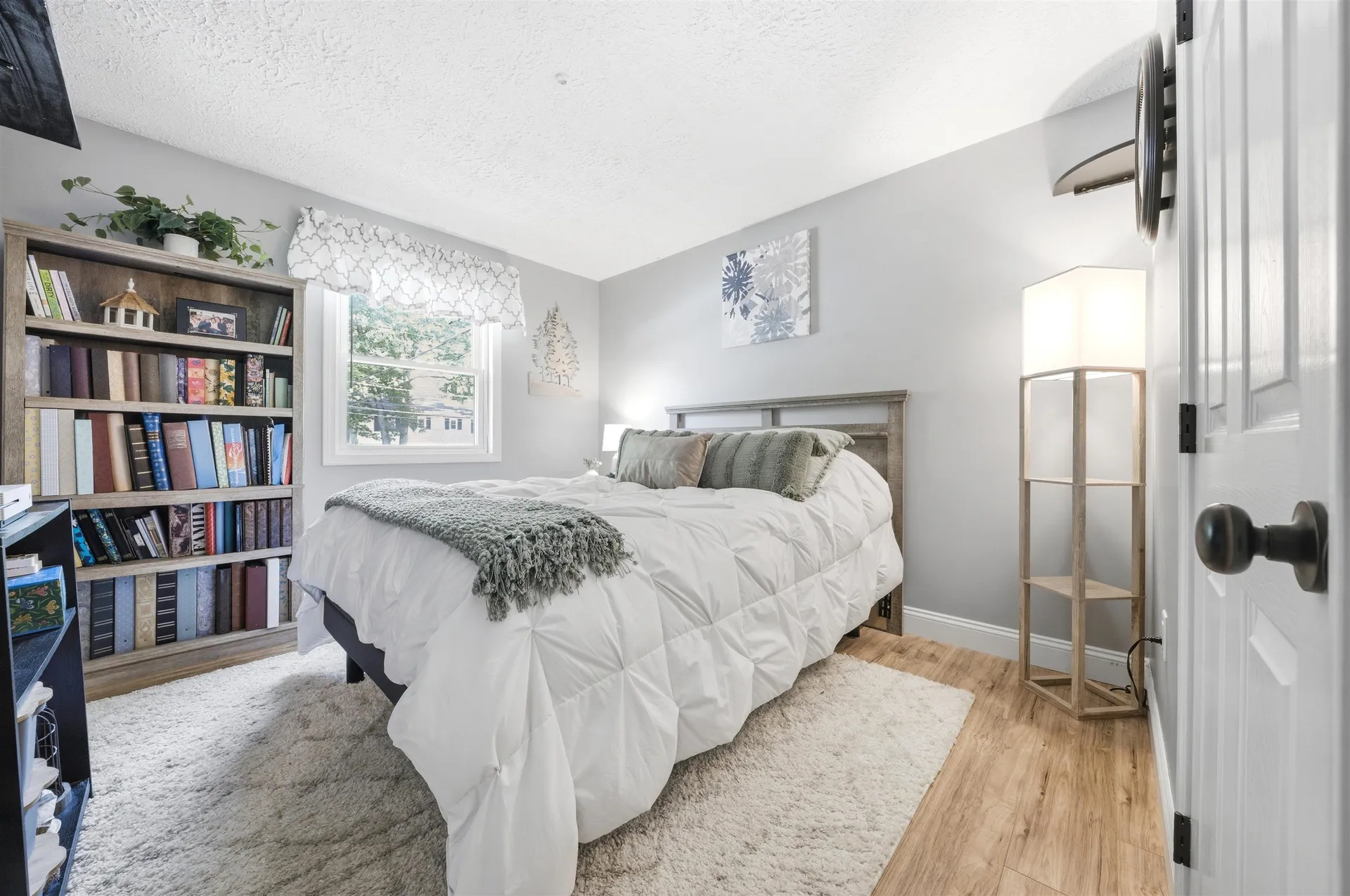 50 Davis Road Merrimack NH 03054