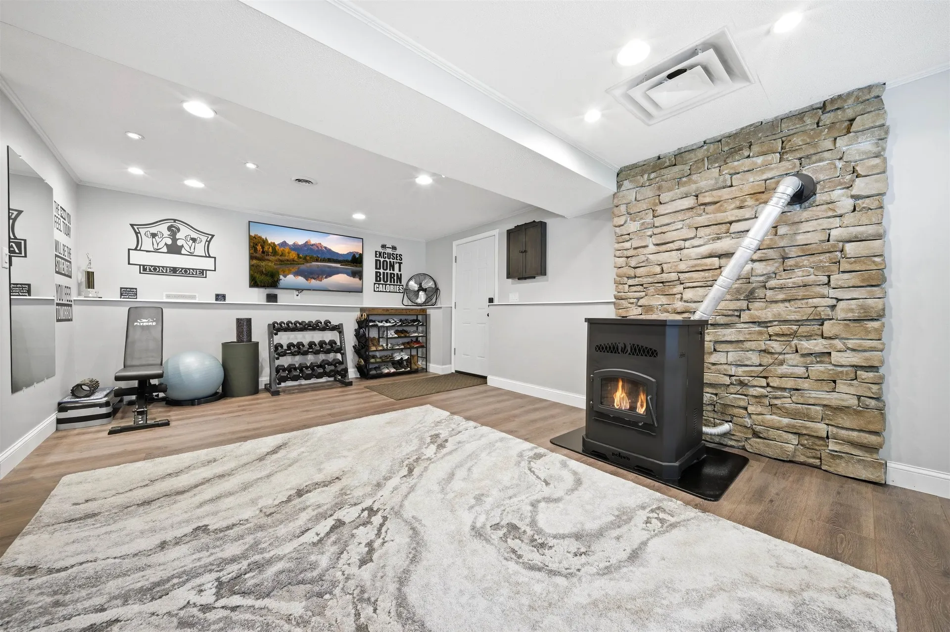 50 Davis Road Merrimack NH 03054