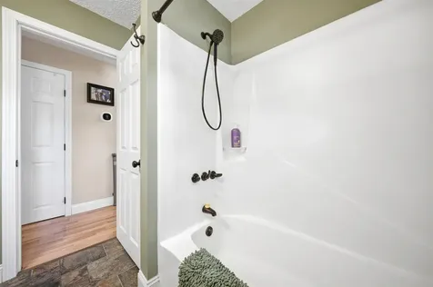 50 Davis Road Merrimack NH 03054