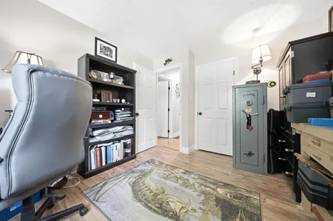 50 Davis Road Merrimack NH 03054