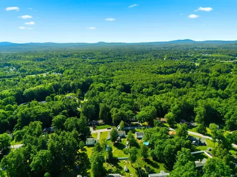50 Davis Road Merrimack NH 03054