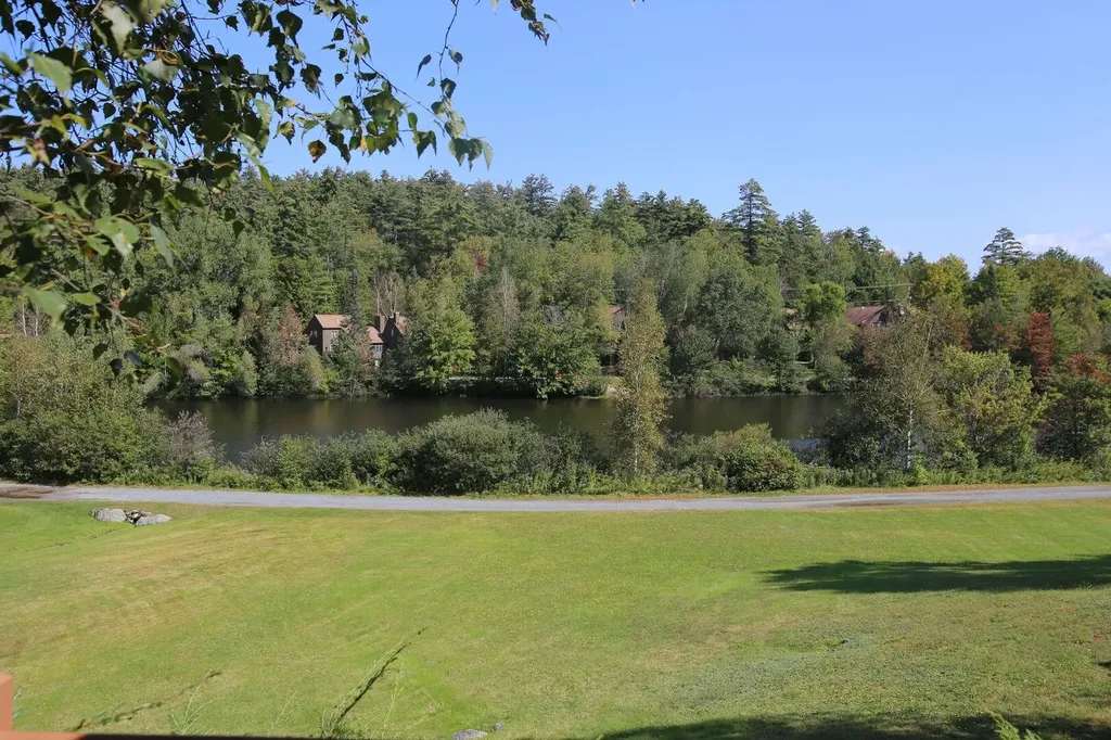 818 Covered Bridge Lane Grantham NH 03753