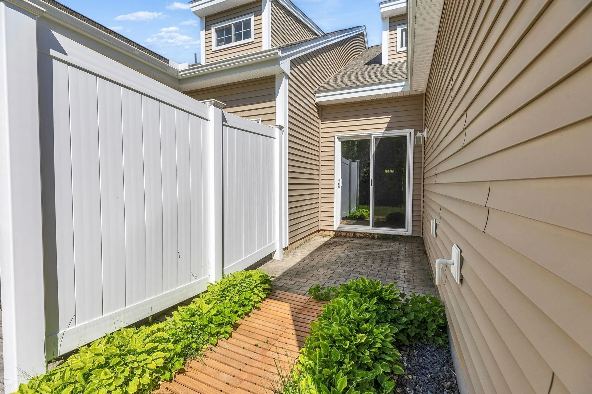408 Southfield Lane Peterborough NH 03458