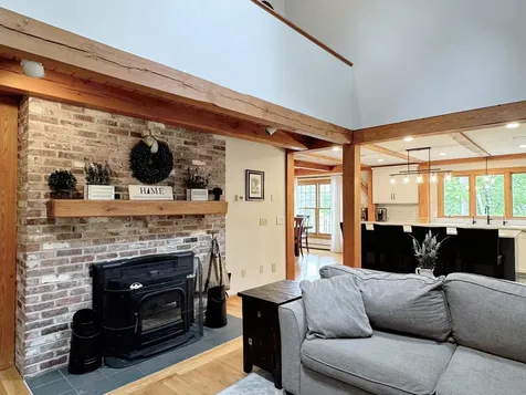 85 Stowell Road Bedford NH 03110