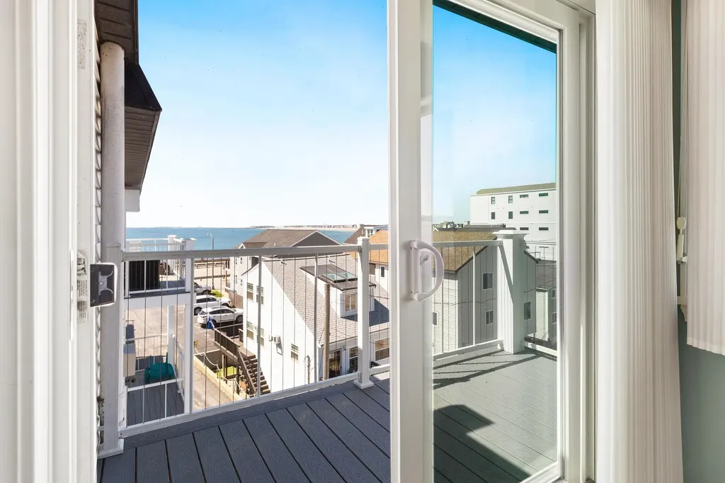 493 Ocean Boulevard Hampton NH 03842