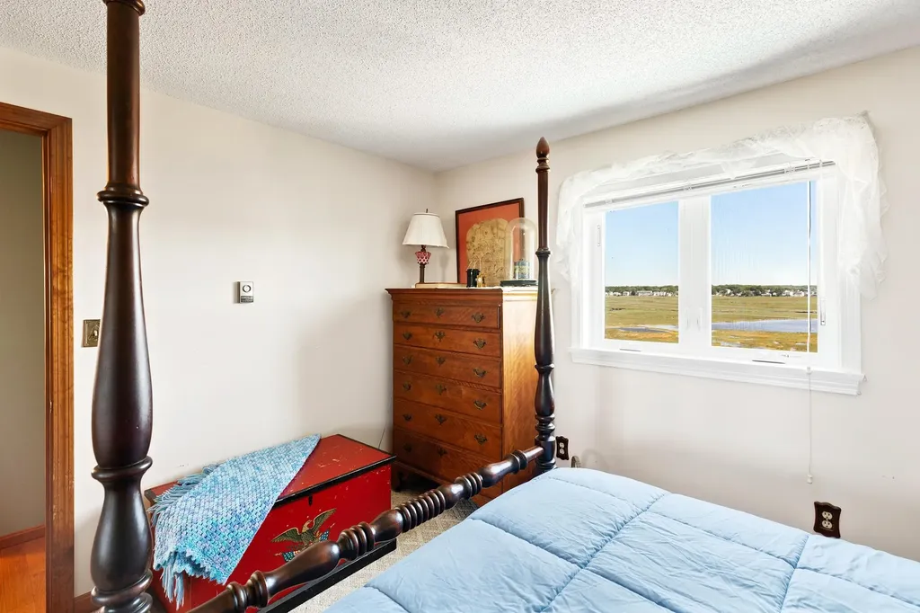 493 Ocean Boulevard Hampton NH 03842
