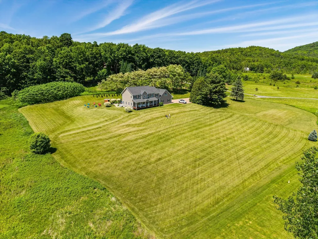 15 Rockledge Road Milton VT 05468