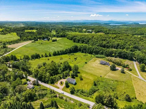 15 Rockledge Road Milton VT 05468