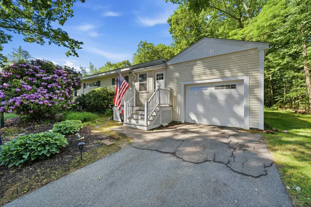 25 North Avenue Plaistow NH 03865