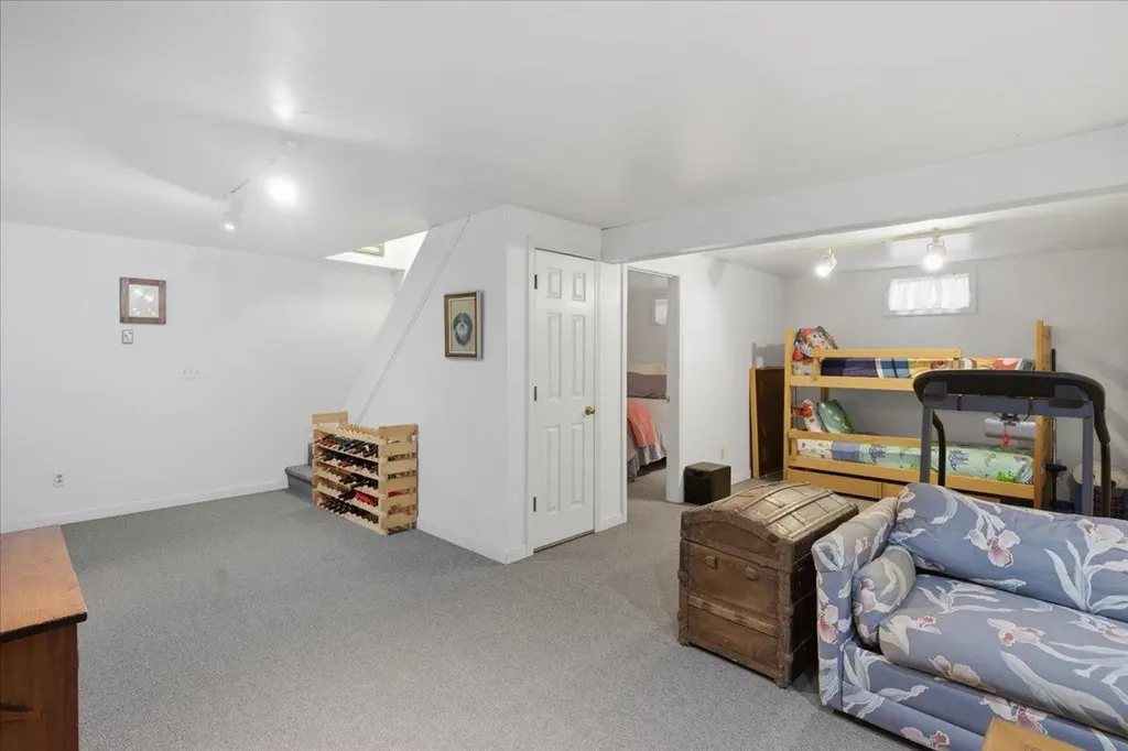 177 Alwin Lane Jamaica VT 05343