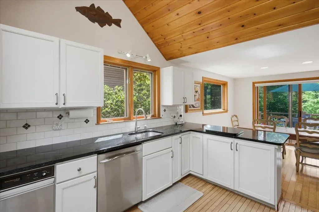 177 Alwin Lane Jamaica VT 05343