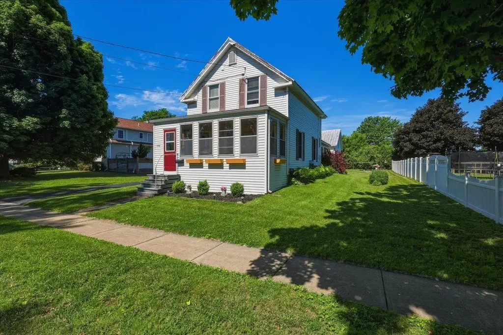 126 N Elm Street St. Albans City VT 05478