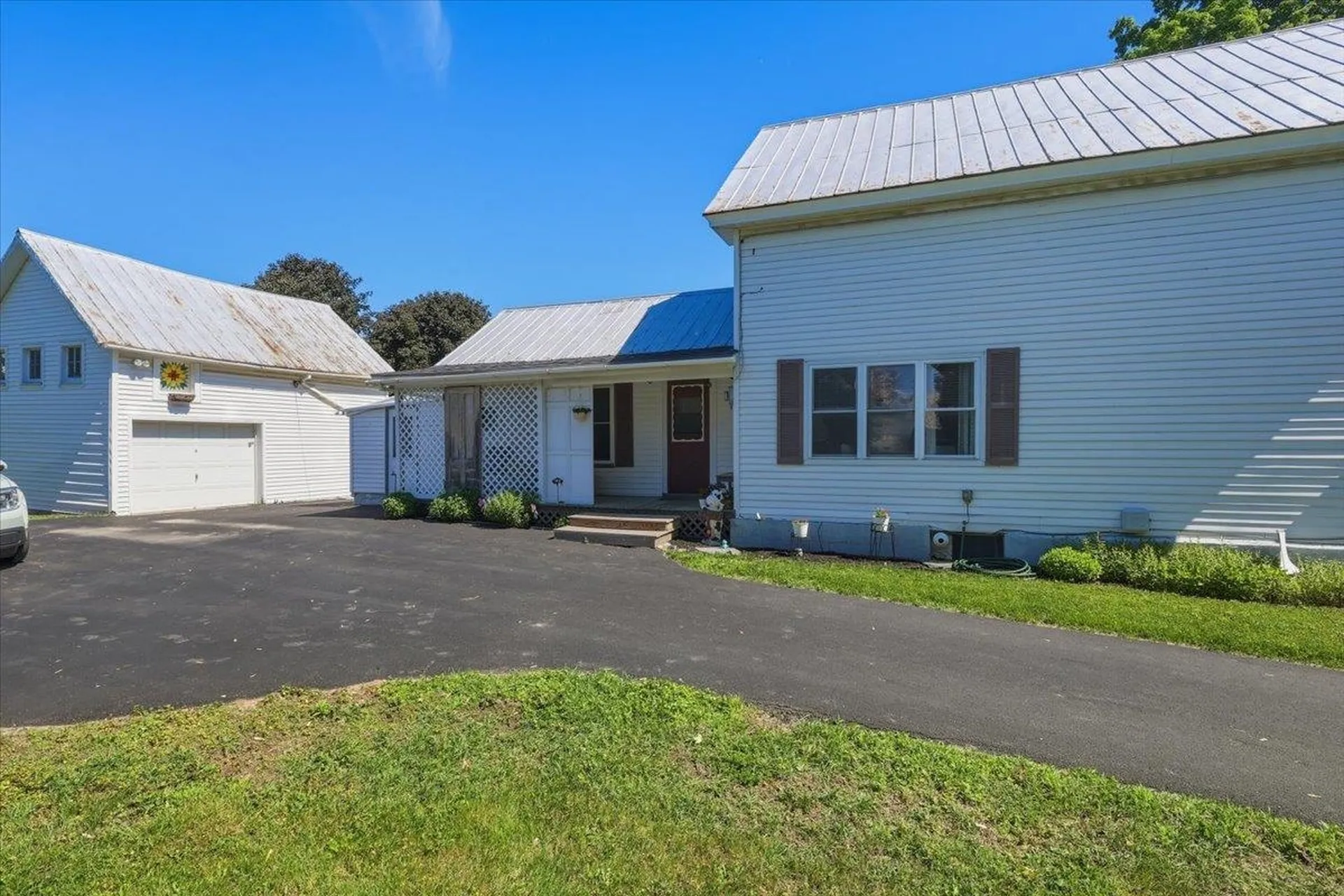 126 N Elm Street St. Albans City VT 05478